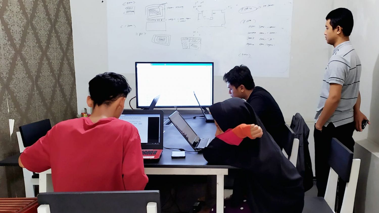  Mahir Komputer Lewat Kursus Komputer Banjarnegara